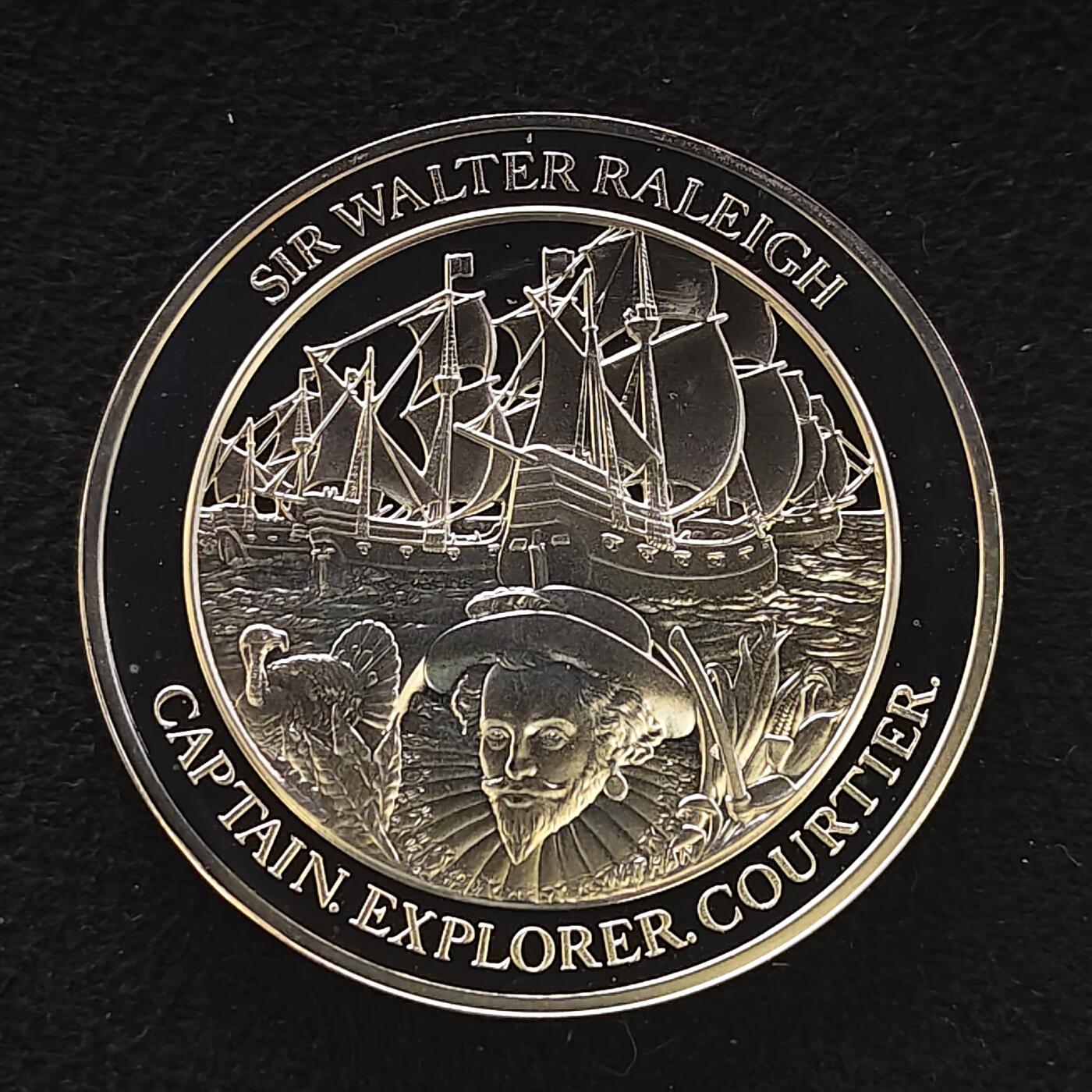 【全场包邮】纯粹捡漏拍480场（免费代拍第17场） 【纪念章】英国大航海时代系列克朗型精制镀银纪念章-探险家沃尔特·雷利爵士