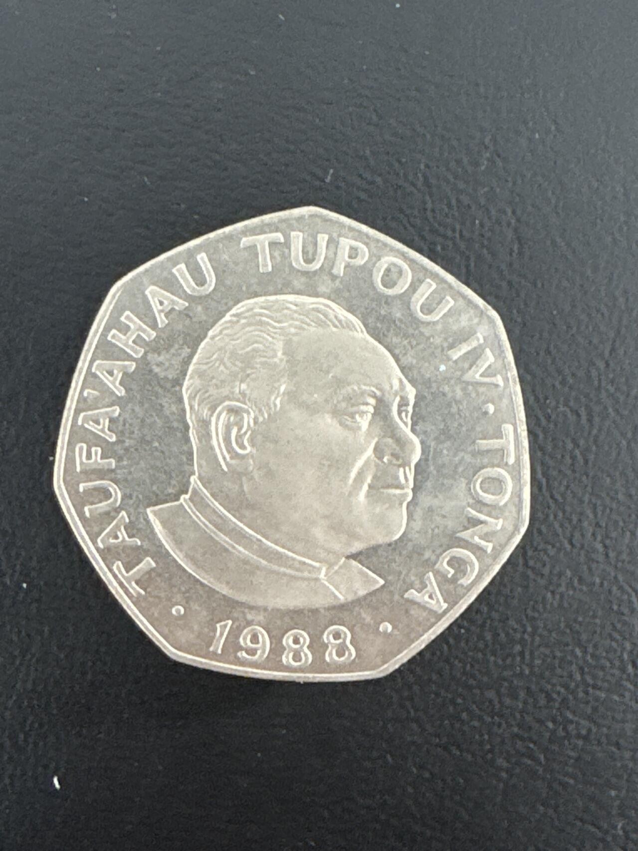 ❤️【币观天下】❤️ 第332期钱币拍卖- 2025.11.28周五晚上6点半场-长期征集拍品 汤加圣诞1988年1潘加镍质纪念币