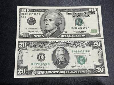 《外钞收藏家》第五百八十八期（优质场）（本平台长期征集拍品、欢迎藏友们联系合作） - 1999年美国大头版10美元+1990年美国小头版20美元 2张一起 UNC-