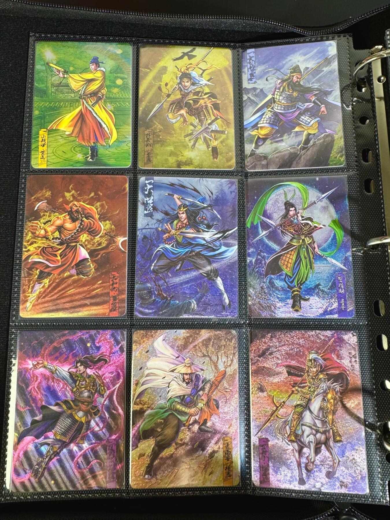 NO.16 好又多金牌大场，双11狂欢继续！每周一站式配齐，方便凑单！（周6晚8点截拍，卖家送拍0抽成！） 【大全套】新绣漫画 重绣水浒粗闪大卡115张已套膜+普卡小卡全套+官方九宫卡册+20黑卡页 买大送小性价比高 小浣熊最好的二创作品