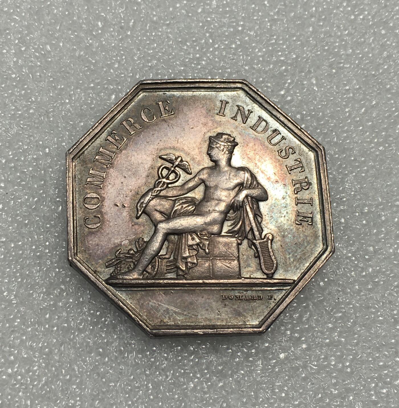 世界钱币专场拍卖 每周二开拍 法国19世纪商业之神墨丘利八角代用币银质 17.55克