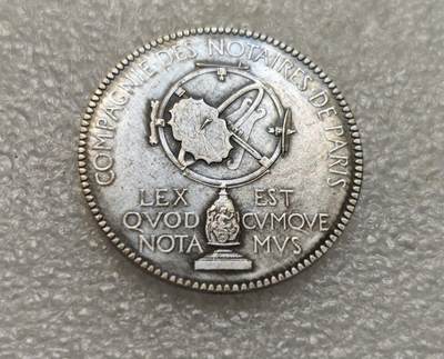 瓶子🏺第218期拍卖会  法国20世纪早期玛丽安娜镀银铜章  天体仪