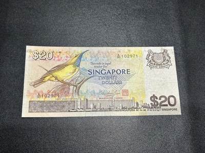 《外钞收藏家》第五百八十八期（优质场）（本平台长期征集拍品、欢迎藏友们联系合作） - 新加坡鸟版20元 非全新 品相如图