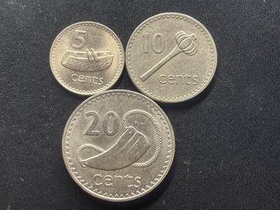 邮泉阁限时拍卖第三十七场 英国殖民地、属地硬币专场（硬币在国外。请付邮费6元。） - 英属伊丽萨白青年版3枚