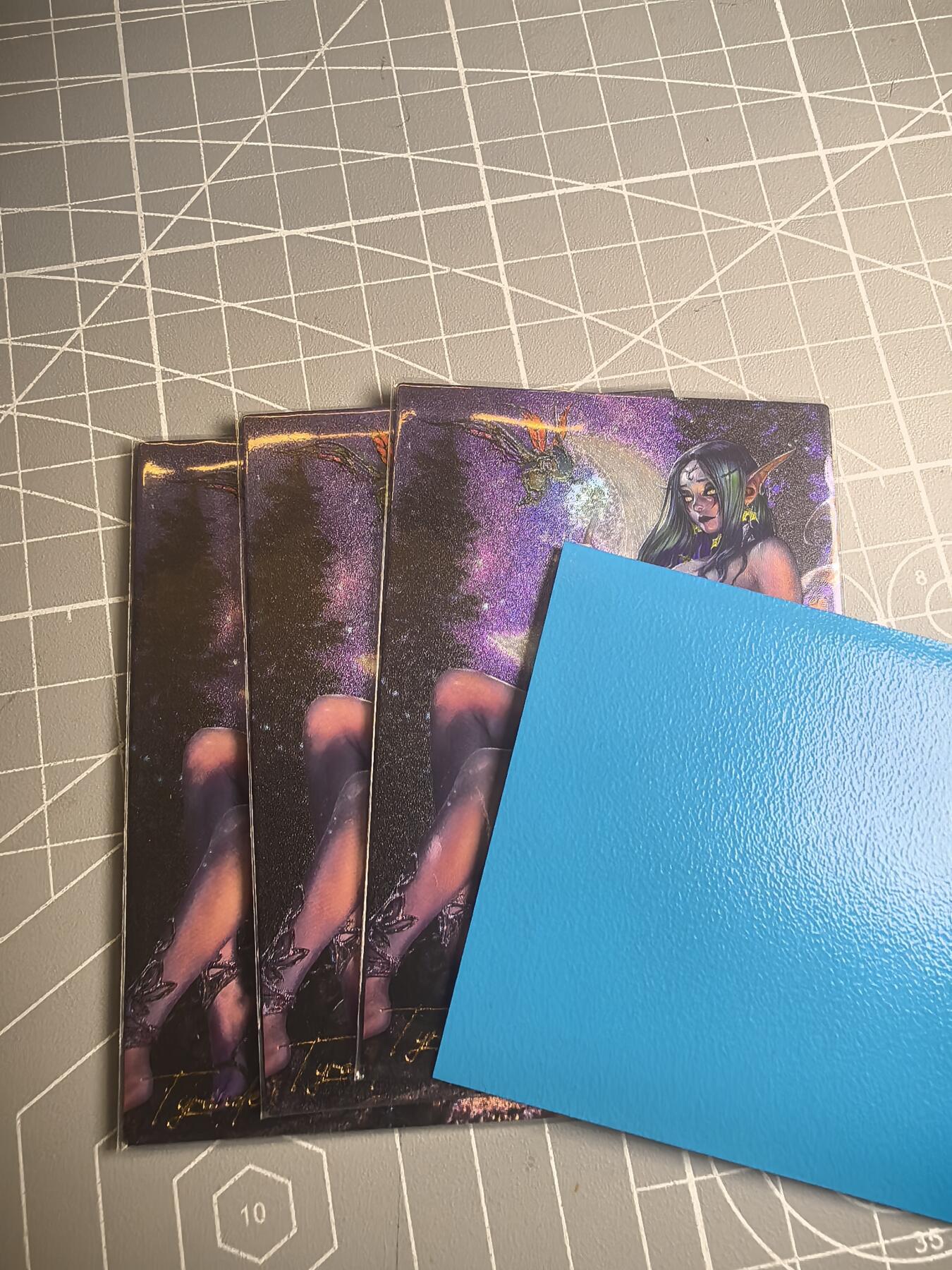 无佣金 不寄存 不收拍 链接少 我只是一个小小的卡牌收藏玩家   需要多宫大佬请私聊 部分卡牌设有底价（不想玩的那么累，即使有底价也会比市场价便宜的多，懂的自然懂） 拒绝小号抬价 大家放心拍 所有拍品部分套有卡膜 部分卡牌多宫 自制卡牌 不包厂瑕 放大镜 品控 勿拍 流拍商品会循环 感谢大家支持 留个关注 不定时上新 谢谢 藏无缺璇哥 泰兰德粗闪 三宫