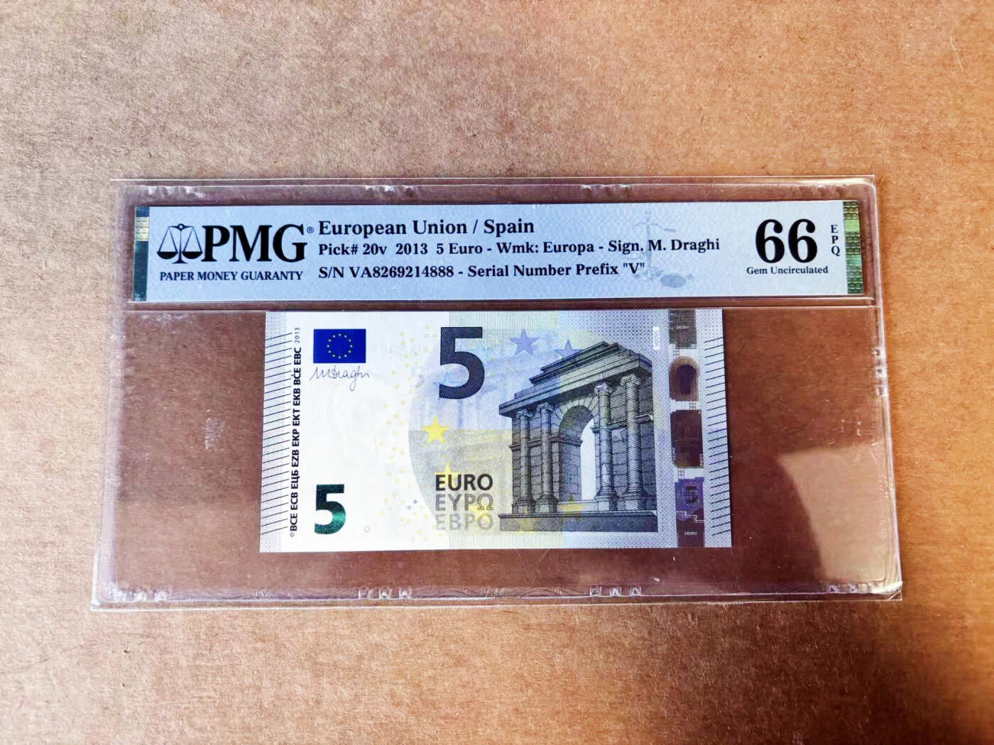 【Blue Auction】世界纸币精拍第755期——18级TOP拍卖/信誉/品质/专业/高效💫 【888豹子号】欧盟 2013年5欧元  PMG66EPQ 