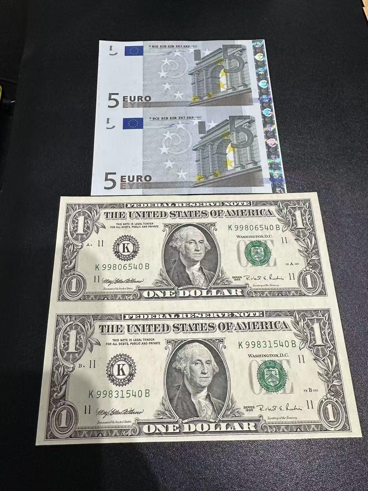 《外钞收藏家》第五百八十八期（优质场）（本平台长期征集拍品、欢迎藏友们联系合作） 一签5欧元 2连体和1995年1美元2连体 全新不绝 有潮