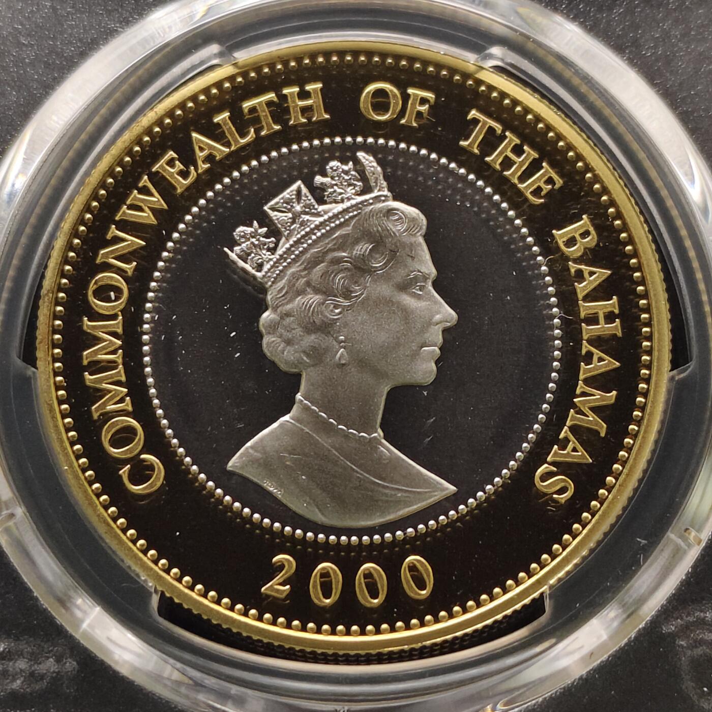 【全场包邮】纯粹捡漏拍481场（免费代拍第18场） 巴哈马群岛2000年2元女王母亲伊丽莎白皇太后诞生100周年精制外圈镀金克朗型纪念银币-PCGS PR68 DCAM