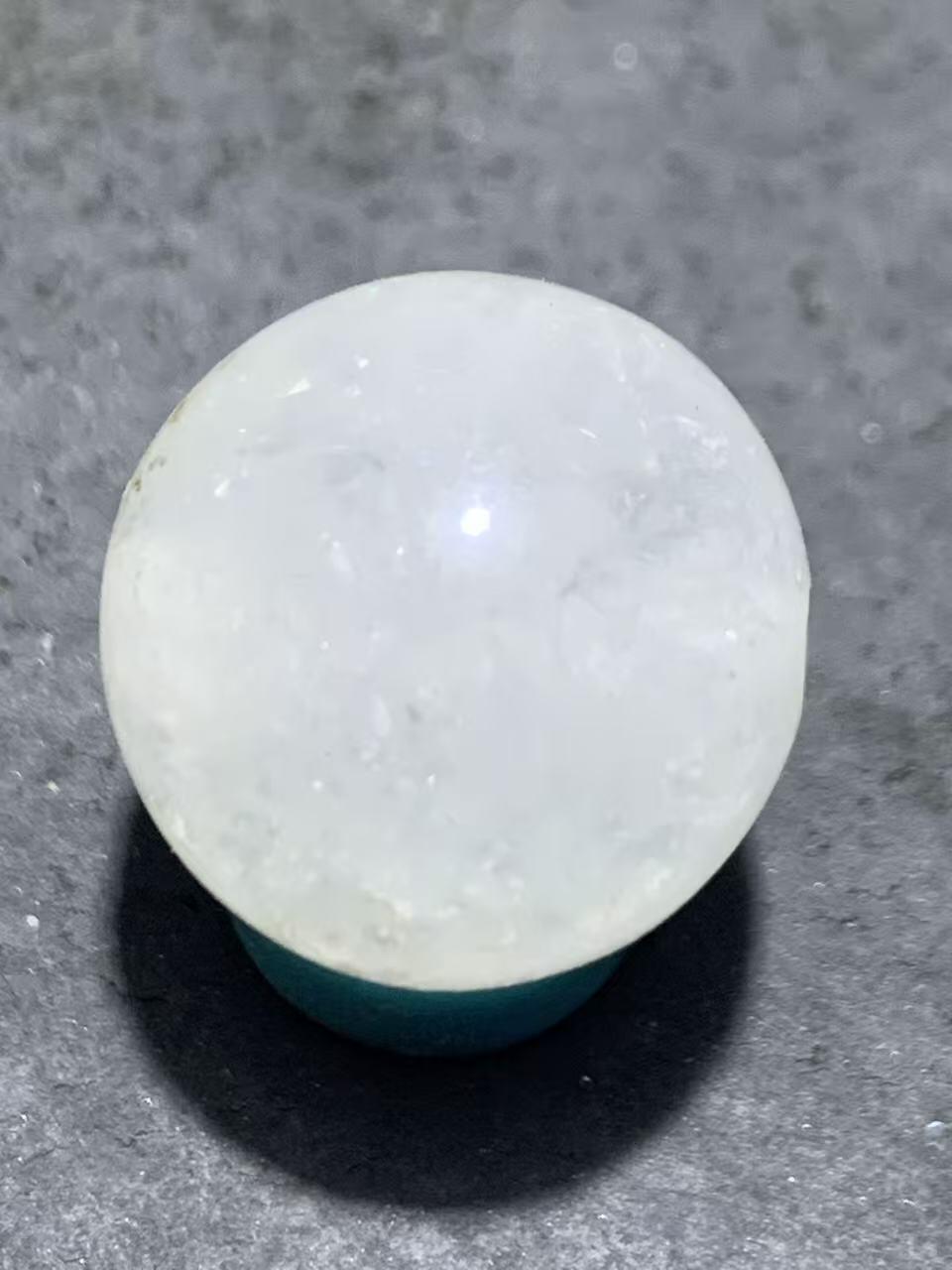 精美满冰飘战国红玛瑙圆珠一颗！