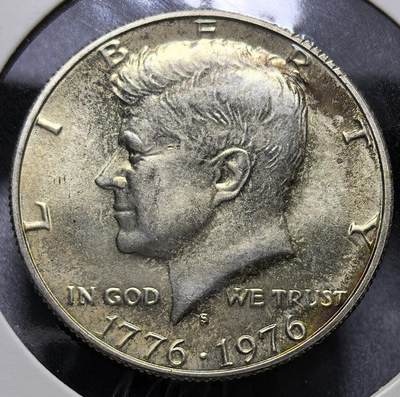 外国优质老铜币银币，周六九点倒数截拍，满百包邮，可寄存半年，喜欢朋友微信扫描二维码可直接参拍 - 略带五彩美国1976年建国200周年半元银币