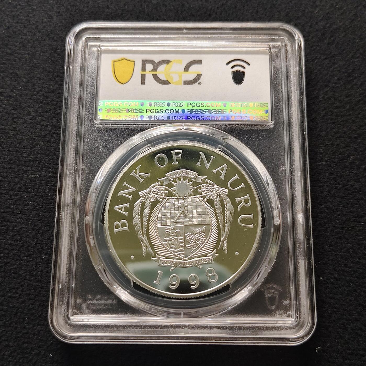 【全场包邮】纯粹捡漏拍481场（免费代拍第18场） 瑙鲁1998年10元女王母亲伊丽莎白皇太后纪念系列梅伊城堡精制克朗型纪念银币-PCGS PR68 DCAM