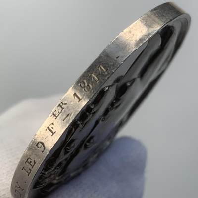 1810年拿破仑和玛丽亚·路易丝在巴黎卢浮宫举行婚礼原铸银章，41mm，原铸银章