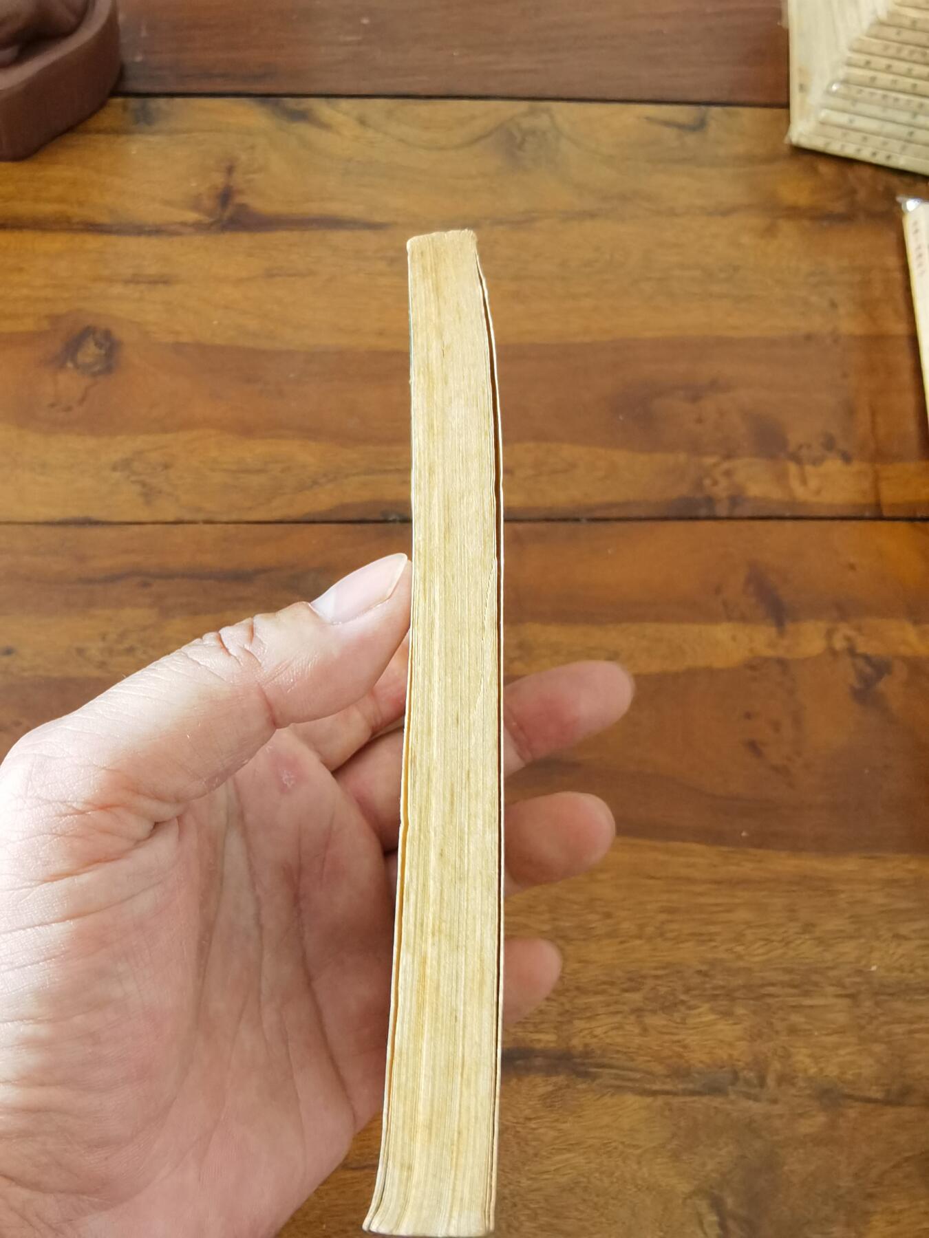 五六十年代老版经典老电影绘画连环画拍卖会 阿尔及利亚的姑娘1963年64开