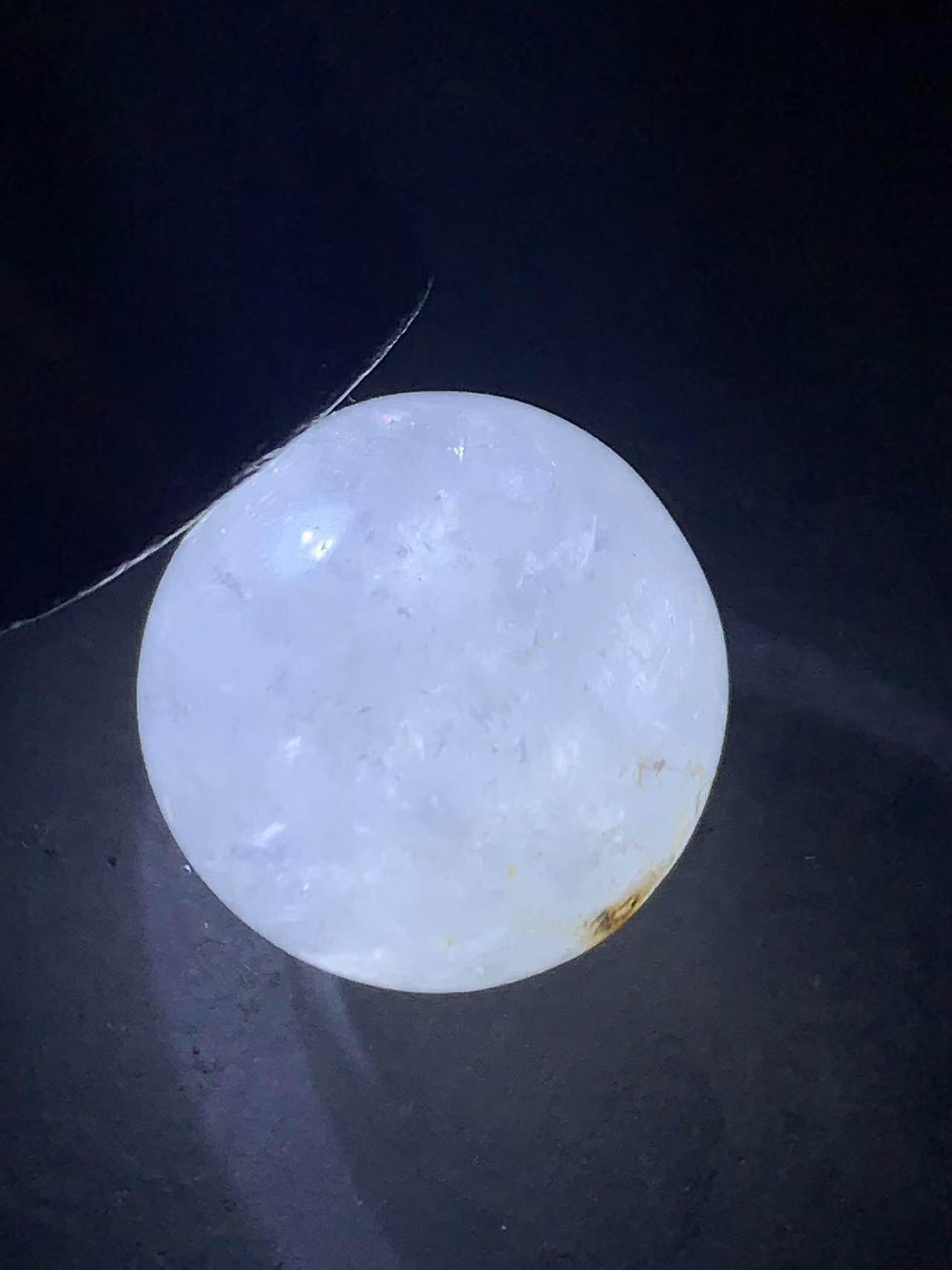 精美满冰飘战国红玛瑙圆珠一颗！