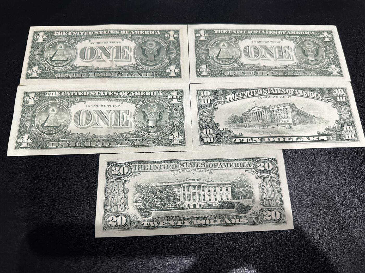 《外钞收藏家》第五百八十八期（优质场）（本平台长期征集拍品、欢迎藏友们联系合作） 美国小头版1-20美元 5张一起 非全新 品相如图