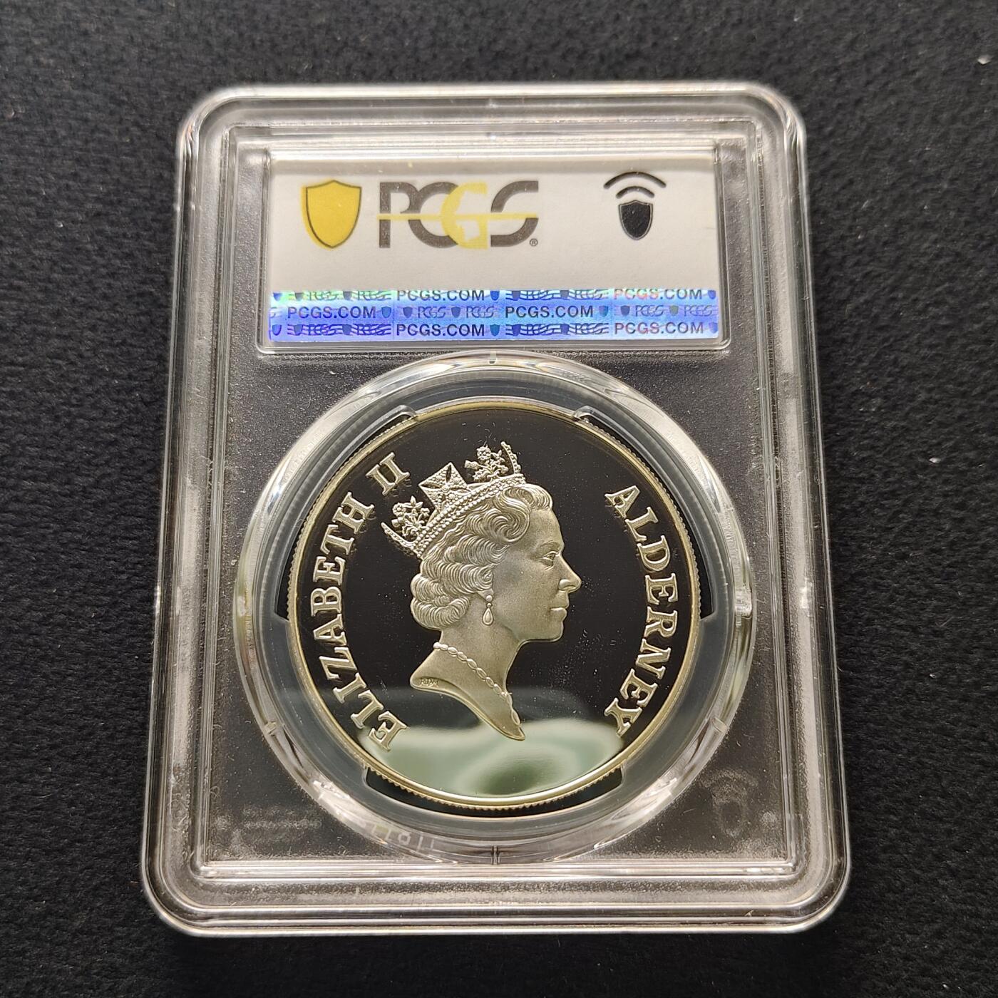 【全场包邮】纯粹捡漏拍481场（免费代拍第18场） 奥尔德尼1997年2镑女王金婚局部镀金精制克朗型纪念银币-PCGS PR69 DCAM