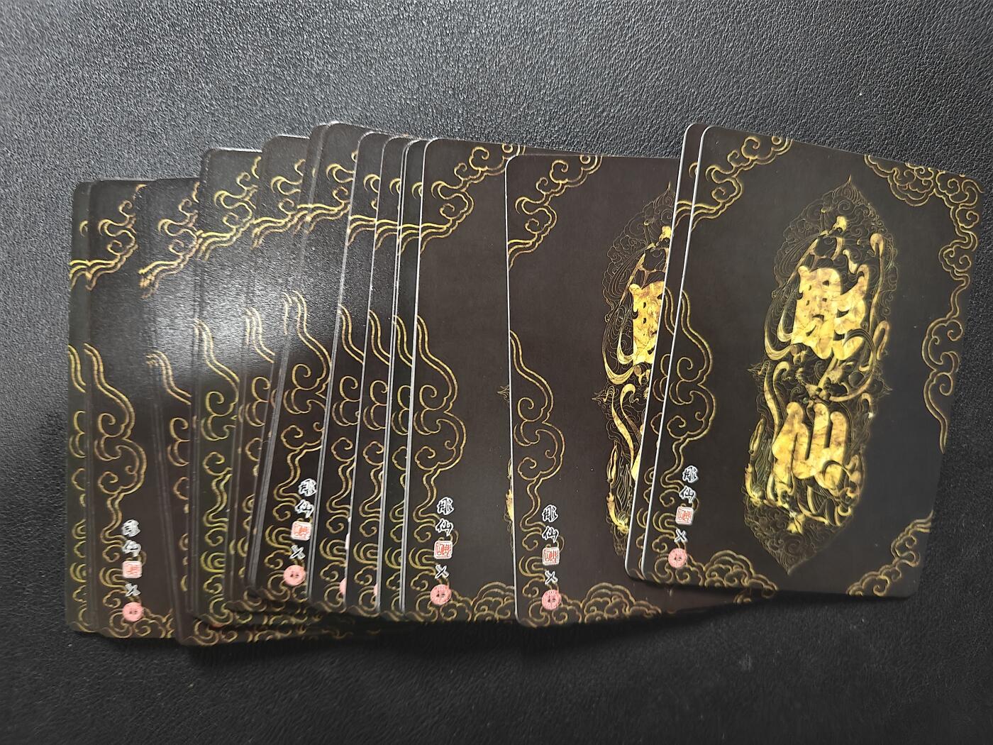 天玑星卡拍第143期《11.27周四截拍》持续收拍收评中 满赠卡需备注 燎原卡牌 彫仙手绘西游 粗闪 27张