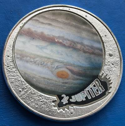 外国优质老铜币银币，周六九点倒数截拍，满百包邮，可寄存半年，喜欢朋友微信扫描二维码可直接参拍 - 俄罗斯木星镀银彩色纪念章，直径39.8mm，重29.2克