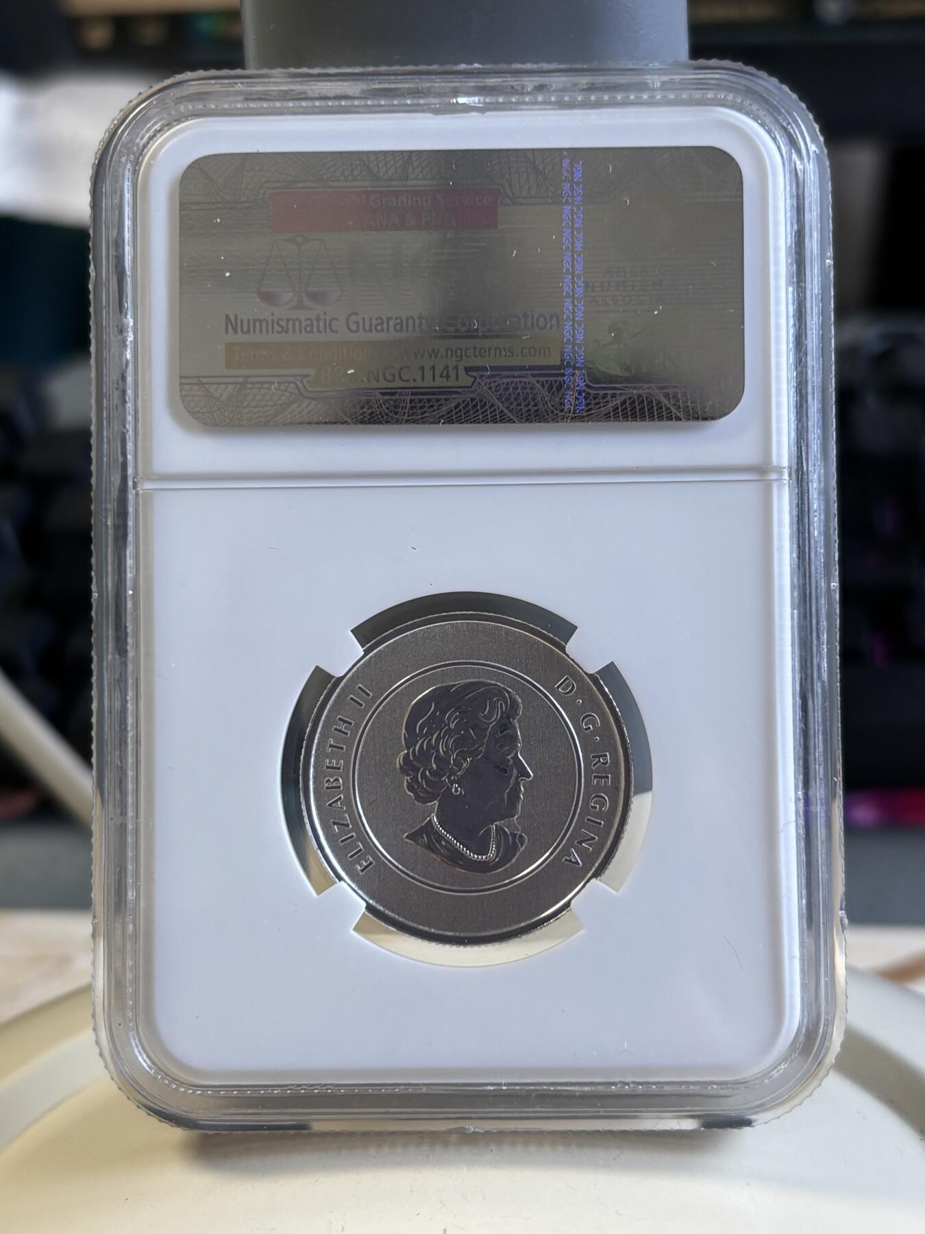 第183期拍卖 获奖银币加拿大 2011年 “20换20系列”独木舟纪念银币 NGC-SP69,7.96克，9999银，克劳斯年度最佳银币