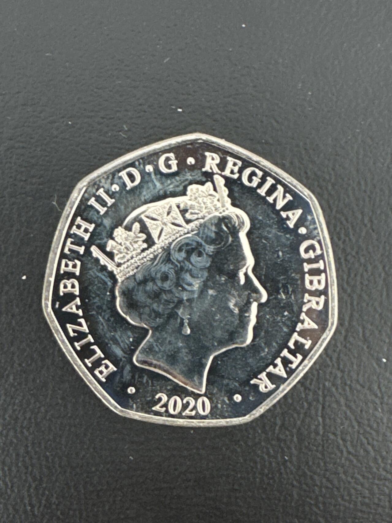 ❤️【币观天下】❤️ 第332期钱币拍卖- 2025.11.28周五晚上6点半场-长期征集拍品 直布罗陀圣诞2020年50便士镍质纪念币