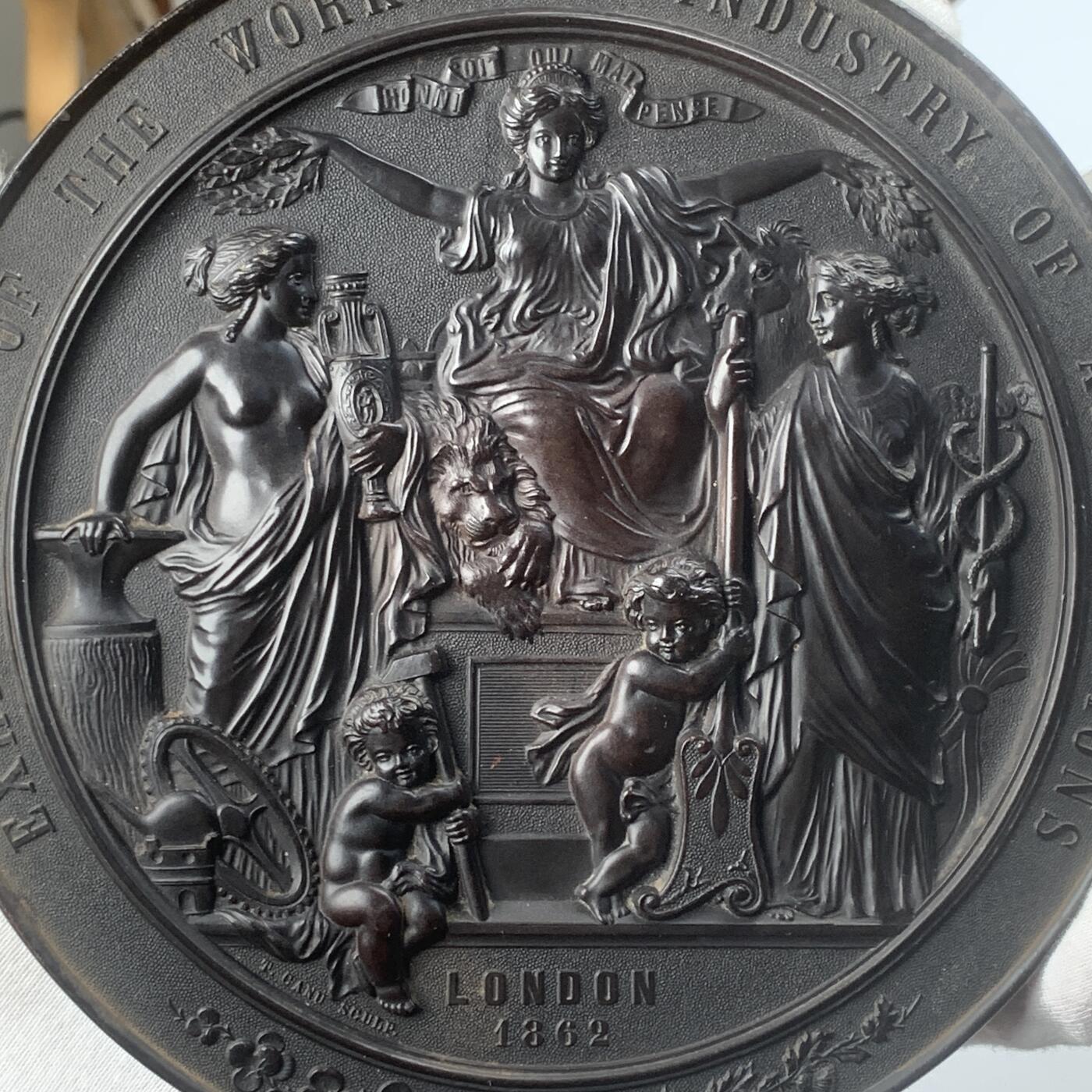 掌中浮雕-藏着的欧洲第043场