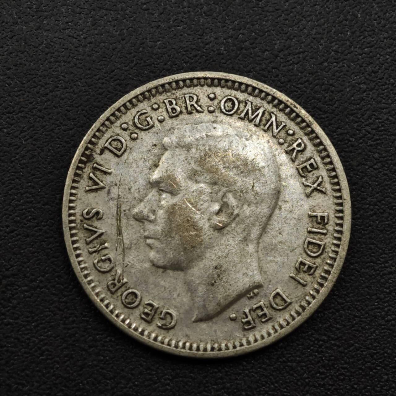 【淘币小摊】实时拍第八百零九拍   散币场   满百包邮可预留二周 每周一统一发货   澳大利亚1949年乔治六世3便士银币