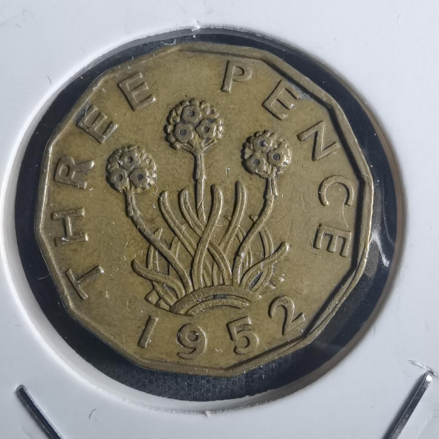 沼泽如烟--第914场 英国1952年3便士