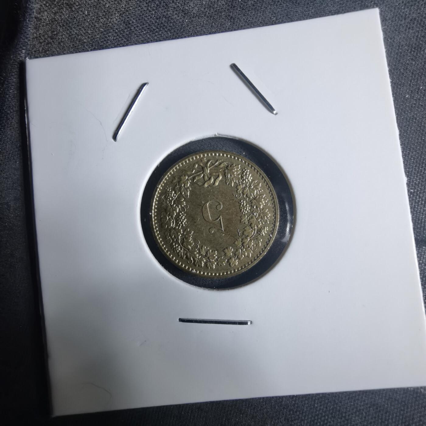 沼泽如烟--第914场 瑞士1988年五分