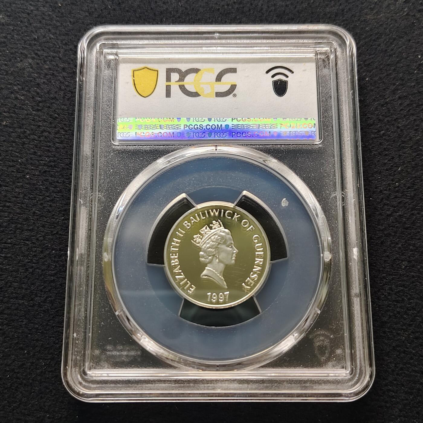 【全场包邮】纯粹捡漏拍481场（免费代拍第18场） 根西1997年1镑女王金婚精制纪念银币-PCGS PR69 DCAM