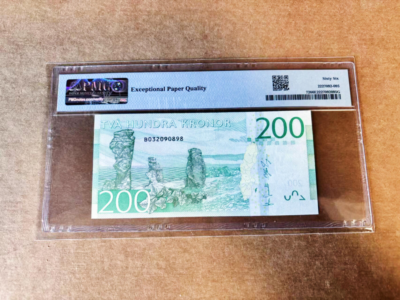 【Blue Auction】世界纸币精拍第755期——18级TOP拍卖/信誉/品质/专业/高效💫 【无47】瑞典 2015年200克朗 PMG66EPQ 