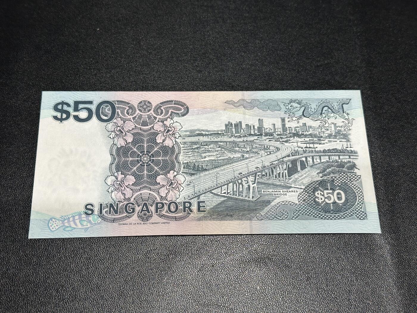 《外钞收藏家》第五百八十八期（优质场）（本平台长期征集拍品、欢迎藏友们联系合作） 新加坡船版50元 非全新 品相如图