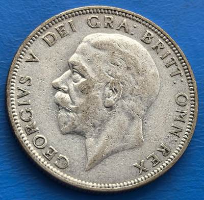 外国优质老铜币银币，周六九点倒数截拍，满百包邮，可寄存半年，喜欢朋友微信扫描二维码可直接参拍 - 英国1936年乔治五世2先令大银币