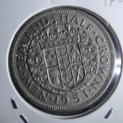 沼泽如烟--第914场 - 新西兰1951年半克朗