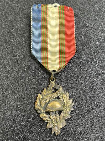 西秦中古拍卖第六十七期 - 法国一战老兵协会奖章