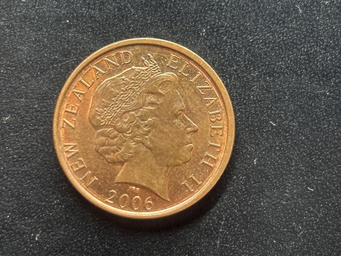 邮泉阁限时拍卖第三十七场 英国殖民地、属地硬币专场（硬币在国外。请付邮费6元。） 新西兰2006年10分