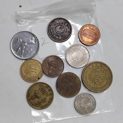 PCAI钱币27-622  外国硬币小专场 - 外国的硬币一组   2