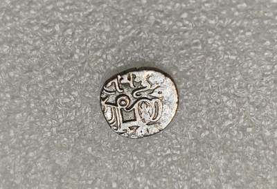 瓶子🏺第218期拍卖会 -  公元800-950年沙希王朝牛瘤骑士打制银币