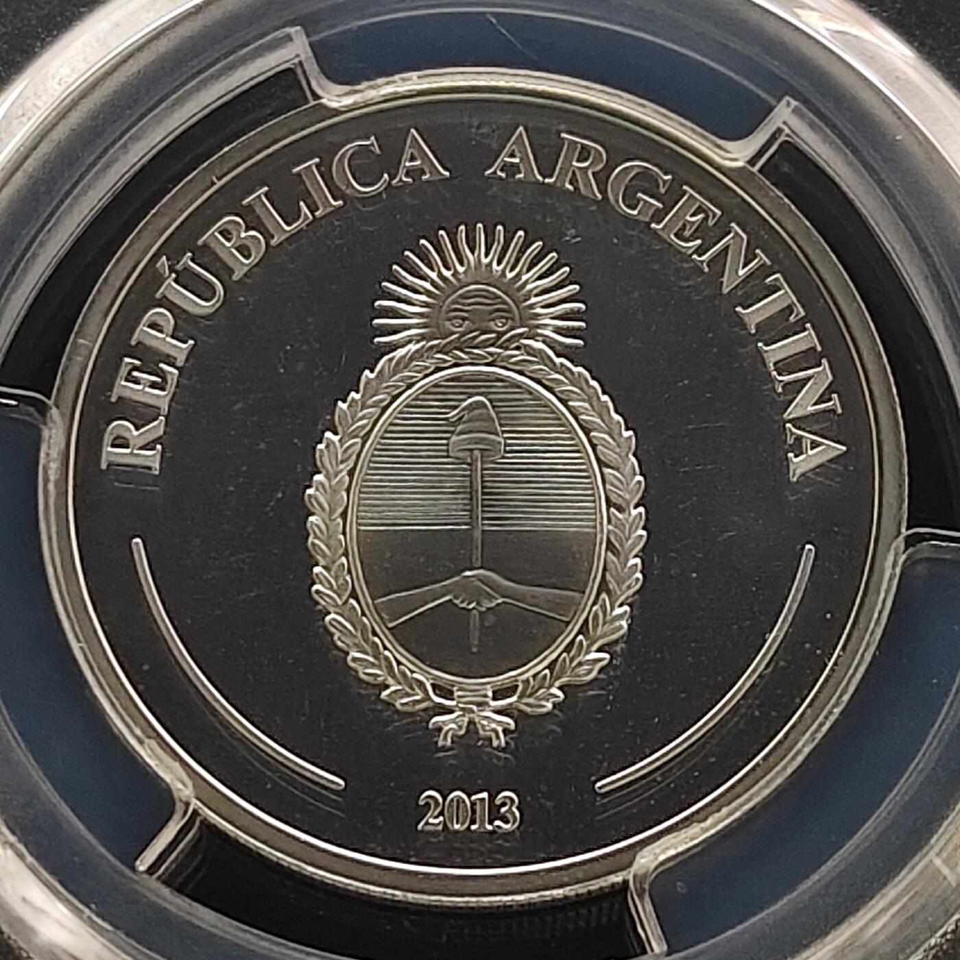 【全场包邮】纯粹捡漏拍481场（免费代拍第18场） 阿根廷2013年5比索巴西世界杯精制纪念银币-PCGS PR66 DCAM