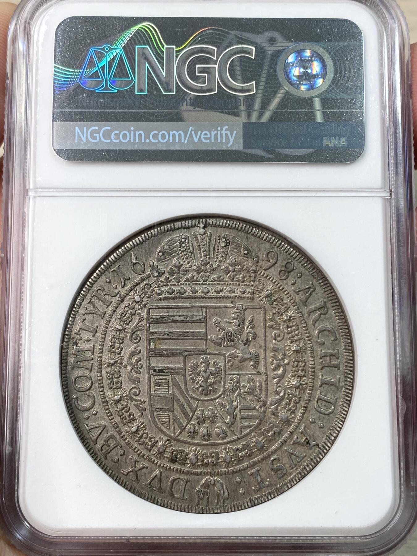 万国钱币拍卖第056期