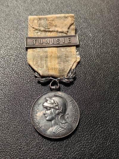 靖甫拍卖第十二场 - 法国殖民奖章 早期双面勋饰 打银标