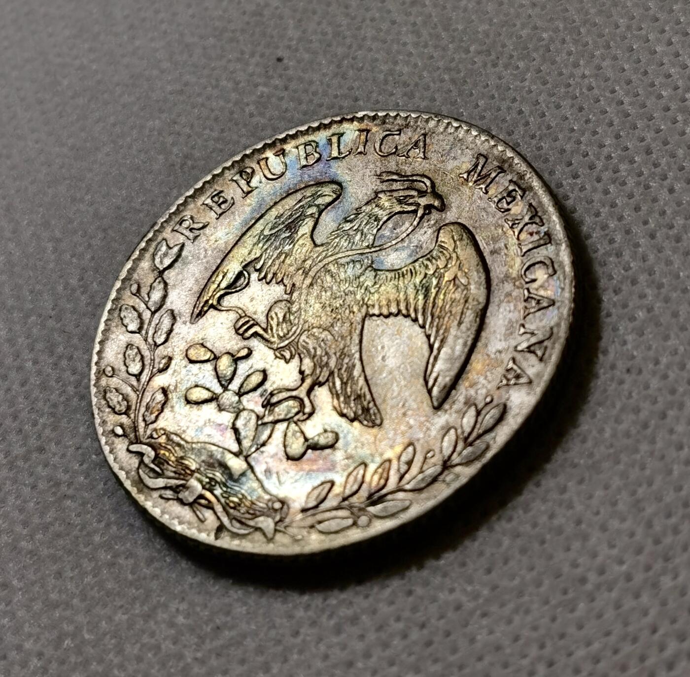 甄臻铺-世界币章拍卖（第40期）送拍享返佣金等优惠多多 1880年GO墨西哥花边鹰洋，“SB”标趣味十足，无戳好品，彩色包浆很漂亮