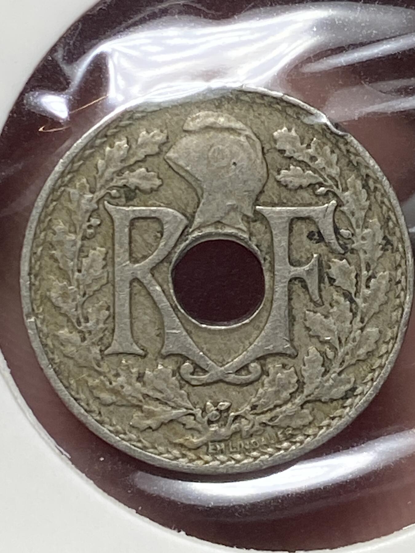 2025年第一百三十二场(总第一百五十八场）外国好品纸夹散币场(免佣金) 法兰西第三共和国1922年5生丁(第三套第三版，雷电标tb版，普瓦西造)