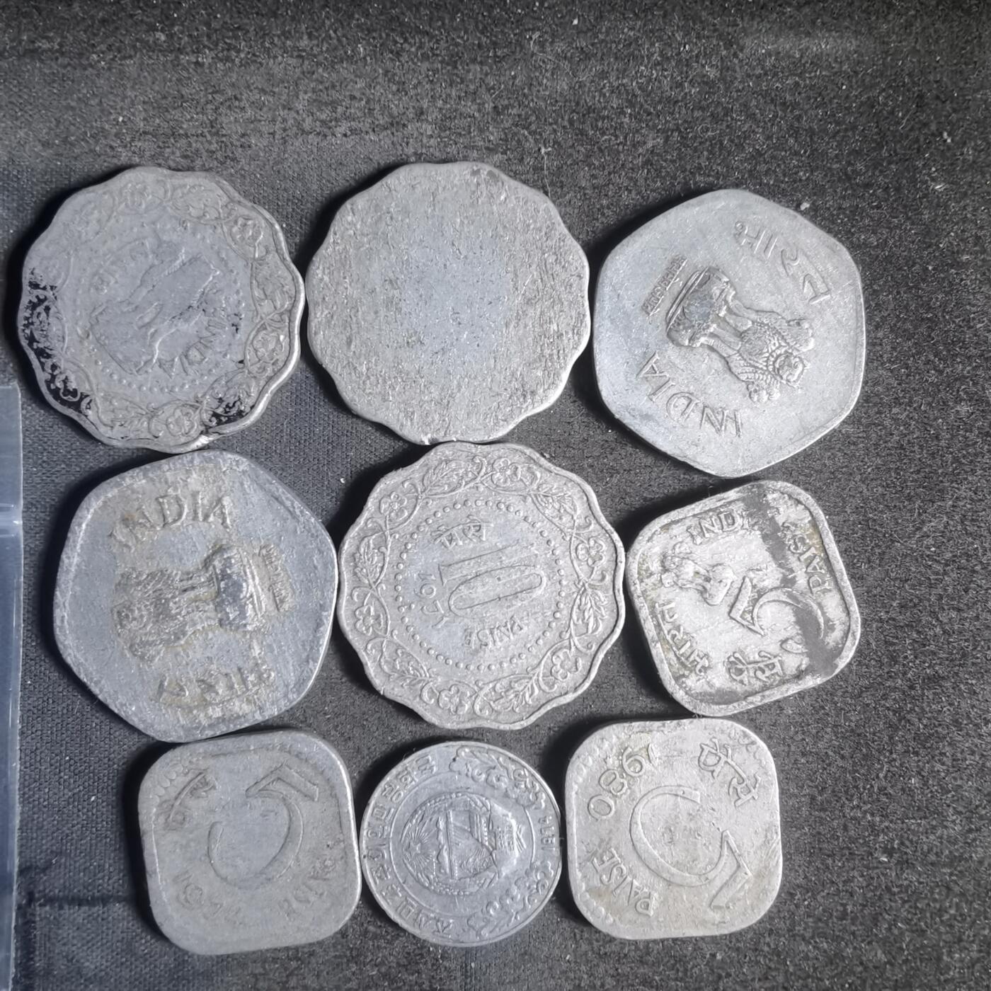 沼泽如烟--第915场 印度9枚