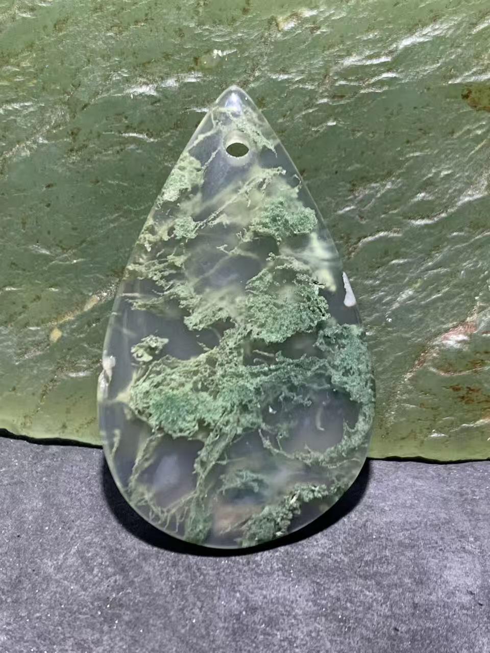 冰透高润度水草玛瑙通货吊坠一个，，。