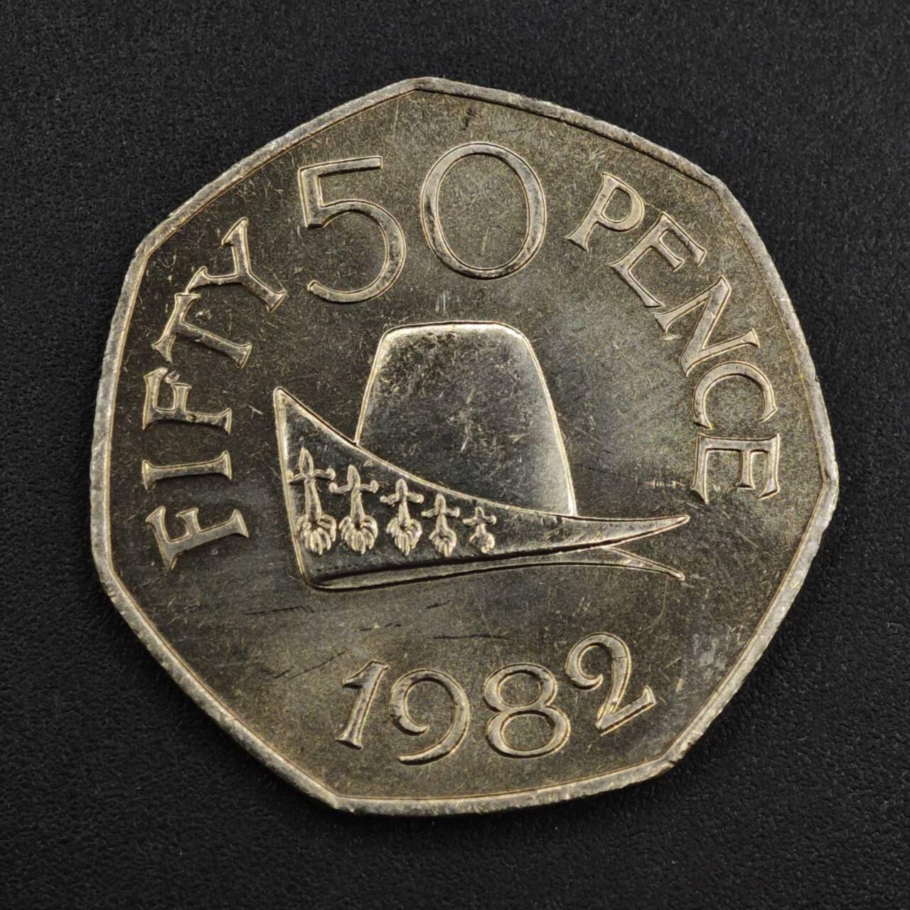 【淘币小摊】实时拍第八百一十拍   散币场   满百包邮可预留二周 每周一统一发货   根西岛1982年50便士