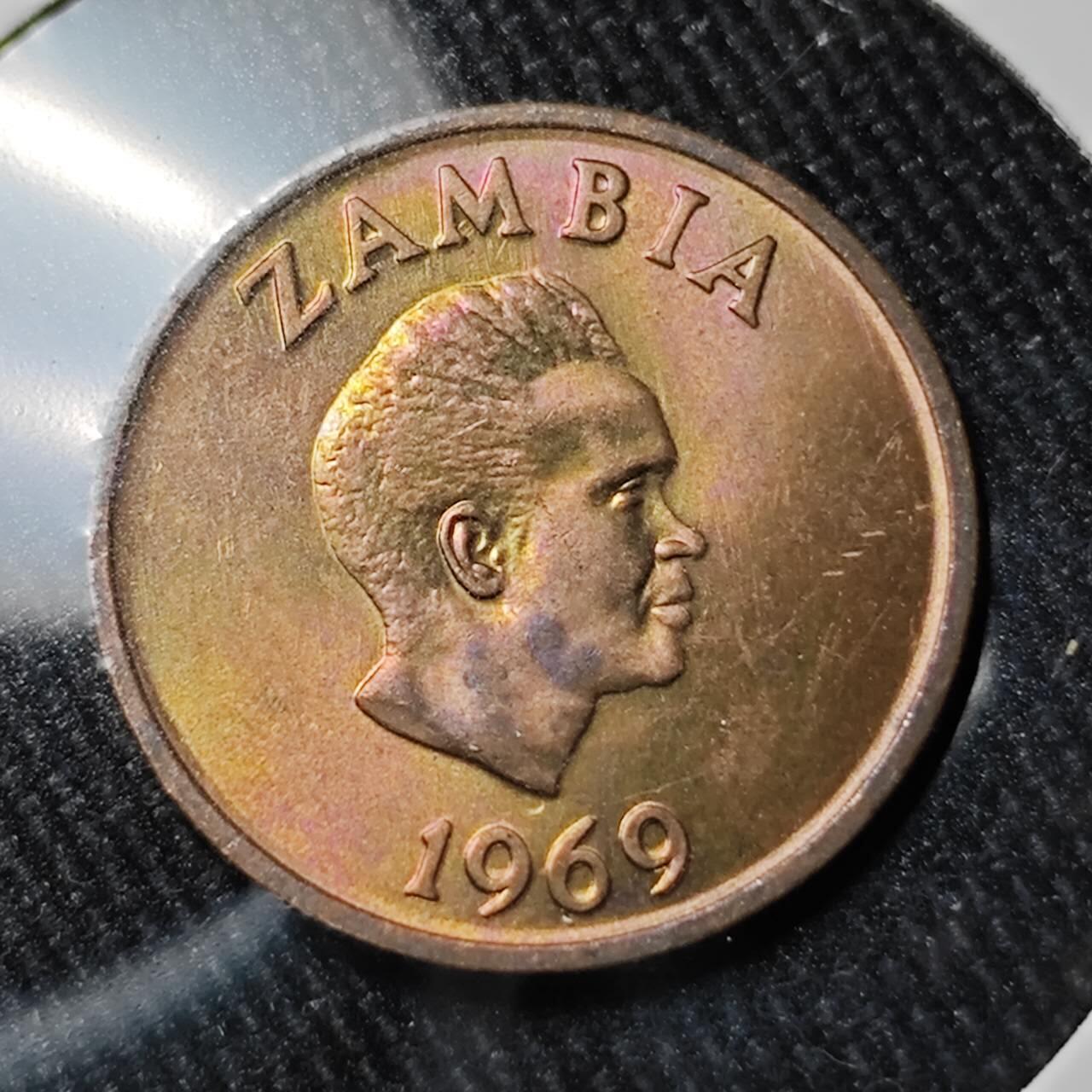 KK钱币收藏小铺 （套币 好品/批量散币 银币）专场  2月预留时间 周末发货  1969乌干达1恩韦铜币 带彩漂亮