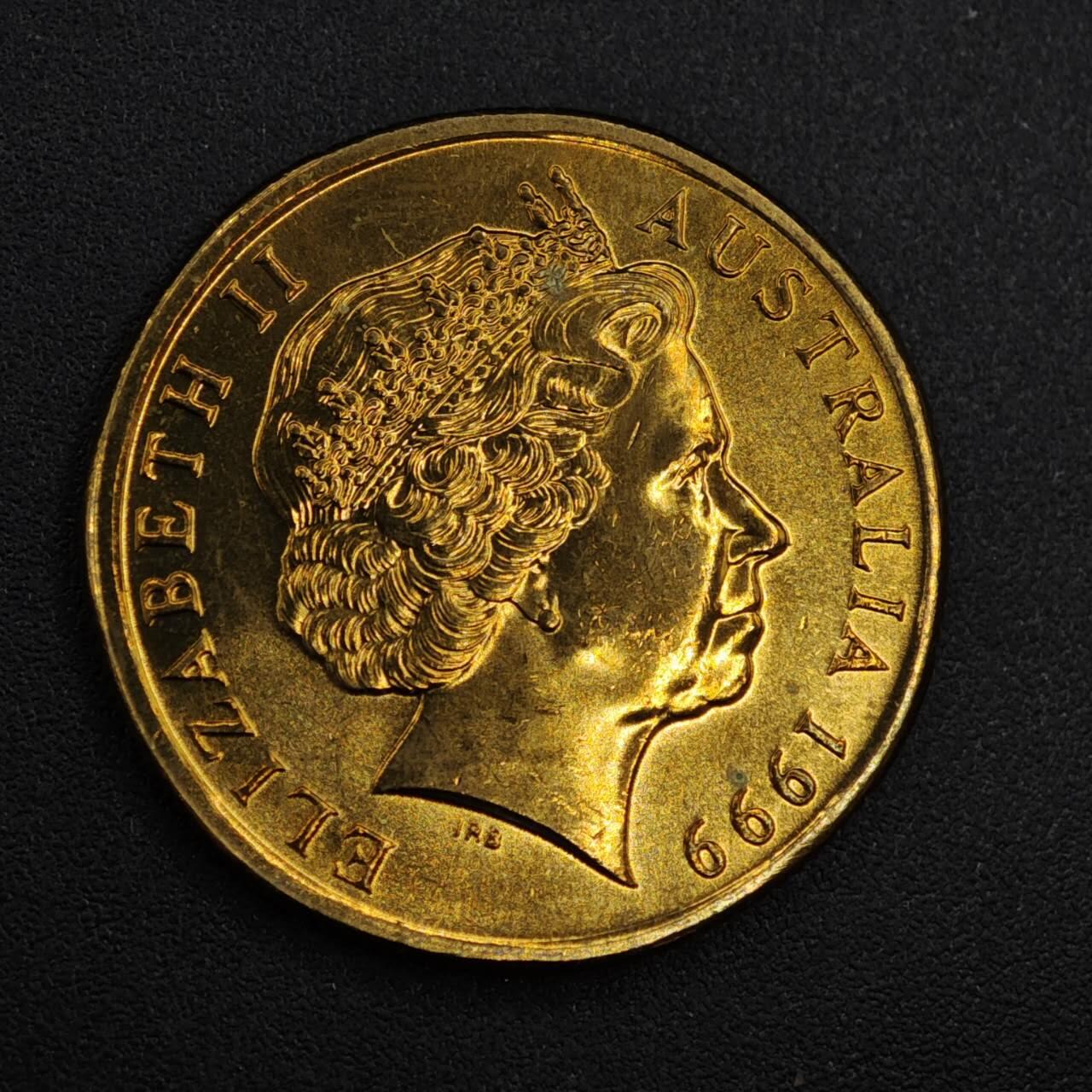 【淘币小摊】实时拍第八百一十拍   散币场   满百包邮可预留二周 每周一统一发货   澳大利亚1999年国际老年人节1元纪念币