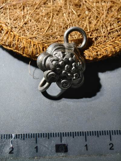 88期回流戒指饰品杂件纪念章丝路钱币专场 - 饰品