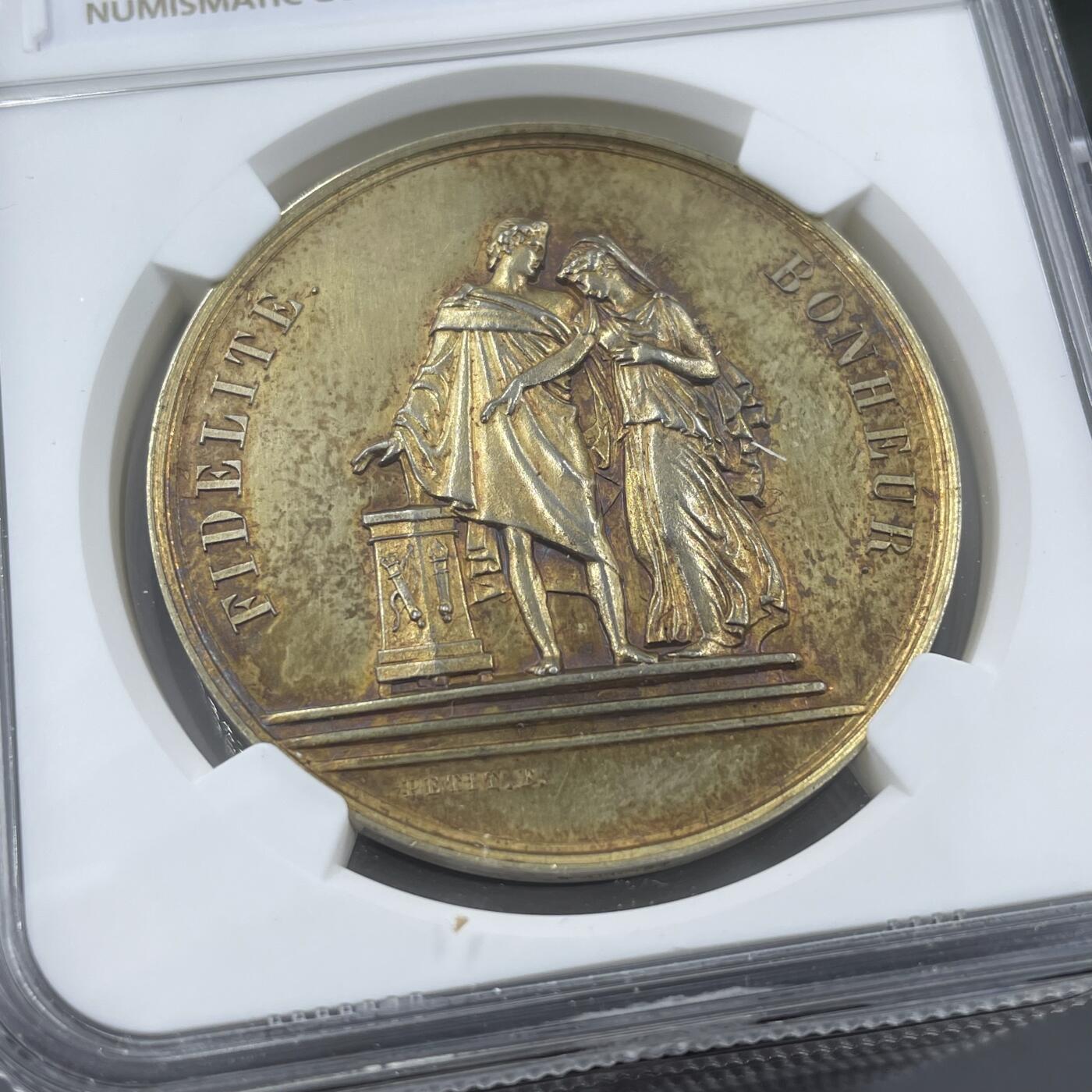 「木头集藏」章牌精品专场！ PETIT～1872年法国婚礼纪念镀金大版银章，直径：39.5mm，25 g，边铭：蜜蜂 ARGENT，1872年刻字。