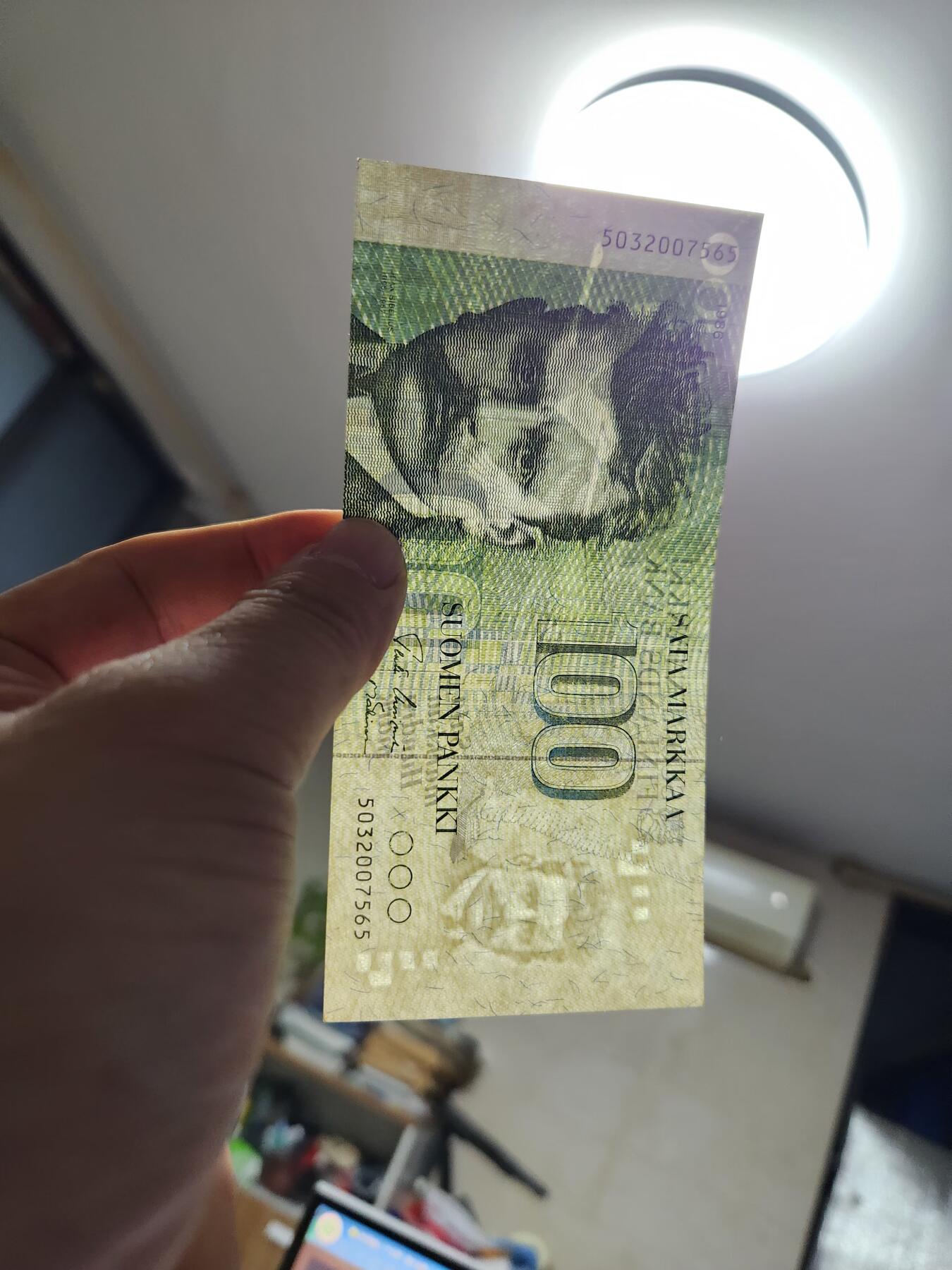 11月28号晚上8点 外国纸币自动截拍第64场 芬兰100马克纸币 1986年原版 西贝柳斯 极美品